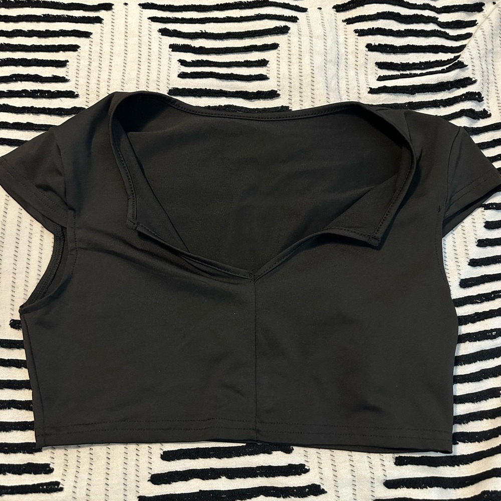 Black crop top